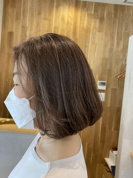 メレ(mele) ハイライトローボブ