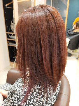 ヘアサロンアンドヘアメイクディー(hair salon hair make D) 仙台D ロングウルフレイヤー×小顔カット×レディレッドstyle
