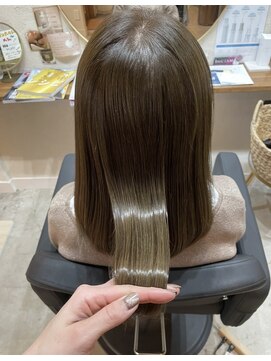 アノイ ポム(annoii_pom) オリーブカラー