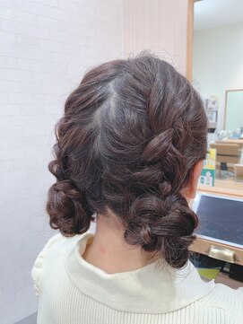 ヘアーフォトギフト(HAIR×PHOTO gift.) ツインお団子/お団子ヘア/ガーリーヘア/浴衣ヘア