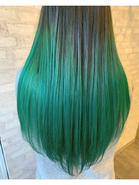 クィーンズゲート和戸店 『オーロラ』