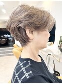 50代60代グレージュ白髪ぼかし無造作くびれナチュラルショート
