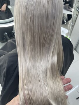 ガガ 心斎橋(GAGA) 韓国/ハイトーンカラー/ワンホンヘア/レイヤーカット/髪質改善