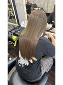 馴染み抜群!まるで地毛なシールエクステ