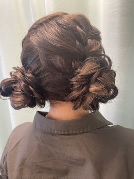 マーズ(Hair&Make Mars+) ツインお団子