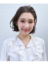 人気No. 1の赤みを消した透明感ベージュ♪