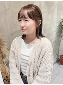 切りっぱなしボブ イヤリングカラー ミルクティーベージュ