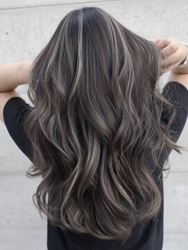 アポロ 横浜駅店(apollo) 細めクッキリハイライト/グレージュ/バレイヤージュ/レイヤー