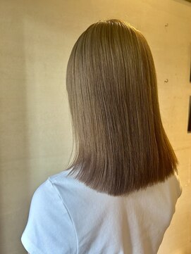 ココカラヘアー ニコ(cococara hair nico) ハイトーン/ブリーチ/ミルクティーベージュ