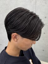 エデアンルクラ 下通(EDEAN Leclat)&nbsp;熊本メンズヘア センターパート ニュアンスパーマ 毛流れヘア