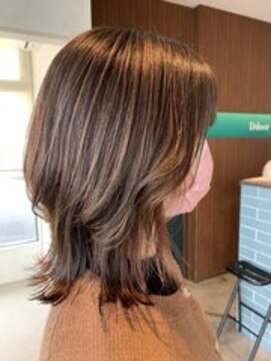 ミディアムレイヤー×ハイライト&インナーカラー