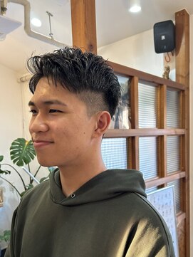 ディッセンバー 伊勢崎(December) メンズショート/センターパート/パーマ/ニュアンスパーマ