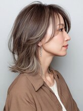 サンタフェ 日進岩崎台店(Santa'Fe)&nbsp;白髪ぼかし似合わせ/小顔カット/ミディアムレイヤー/1