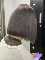 ペヴァ バイ シエンゴールド(PEVA by CIEN gold)&nbsp;グレーカラー/顔まわりカット/ブリーチカラー/髪質改善/きよとし