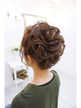 ヘアアンドメイクジップ恵比寿 (Hair&Make ZIP) クラシカルカールアップ ヘアセット
