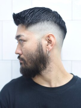 メリケンバーバーショップ コウベ(MERICAN BARBERSHOP KOBE) スキンフェードカジュアルサイドパート73