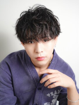 アルファ 新宿(alpha) フェザーパーマ/刈り上げセンターパート/サーフカール[新宿]