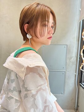 スティーロ 渋谷(Steelo) Steelo  大人ハンサムショート×ラテベージュ