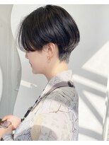 モリオ フロム ロンドン 大宮2号店(morio from London)&nbsp;【なかじま ひびき】黒髪ハンサムショート