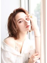 アムネシア 三軒茶屋(AMNESIA)&nbsp;ゆるふわボブ/センターパート/アッシュカラー