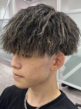 ルースト 八王子店(ROOST) イナズマツイスト