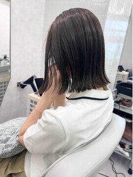 ベイルーム(BAYROOM by HONEY omotesando) イメチェンボブ ワンレン 切りっぱなし ヘーゼルグレージュ