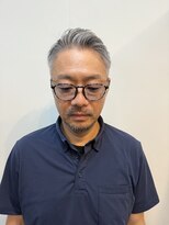 マヤ 小瀬店(MYA)&nbsp;大人の品格漂うグレイヘア×刈り上げショートあ