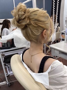 シェル(Shell) お団子ヘア