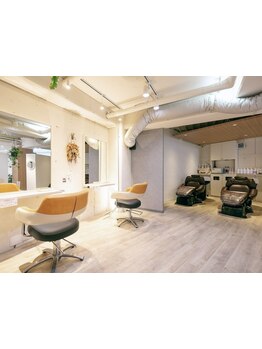 【阪急豊津駅徒歩2分】くつろげる空間×居心地◎なユメシャンプー台♪酵素スパで頭皮を健康に！