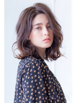 ピケ(pique) ふんわりエアリーミディアム/暗髪/ボブディ