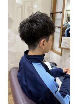 イタクラ 赤道店 (ITAKURA) アップバング/ツーブロック/刈り上げ/メンズショート