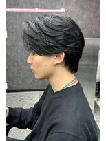 スライバイリアオオサカ(Sly By Ria OSAKA)&nbsp;～毛流れセンターパートウルフ～【大阪/梅田】