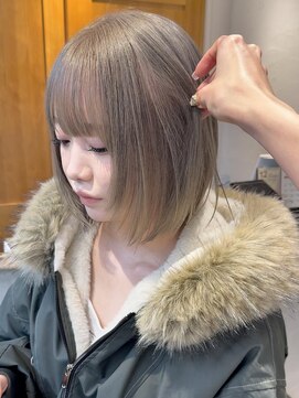 テトラ バイ ネオリーブ 横浜西口店(tetra by neolive) ミルクティーグレージュボブブリーチダブルカラー