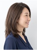 【40代】小顔ひし形シルエットの大人くびれミディ/白髪対策