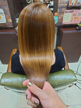 アッシュヘアー 髪質改善　美髪縮毛