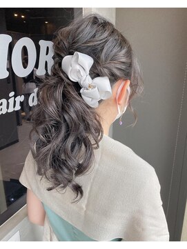 フィオーレ ヘアデザイン(FIORE hair design) ポニーテール