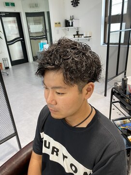 カルロイースタイル(CARLO e-style) こだわりスパイラルパーマ