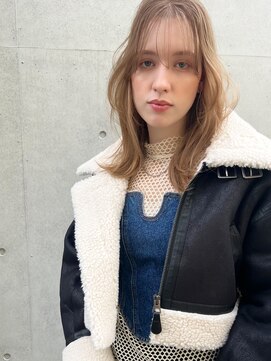 マリアバイアフロート(Maria by AFLOAT) 【山田】ミルクティーベージュウルフレイヤーミディ