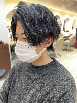 テトラ バイ ネオリーブ 横浜西口店(tetra by neolive) 横浜★ウルフベースのツイストスパイラルパーマ