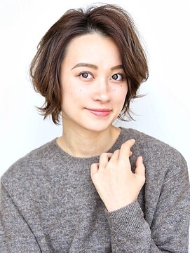 ヘアメイク フレンシア(hair make flencia) 40代女性のひし形ショートボブ