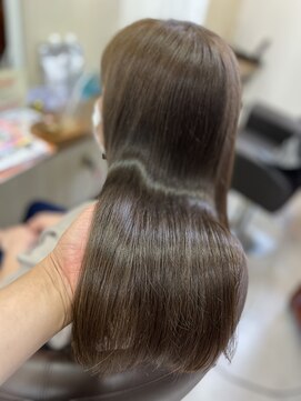 コア フィール ア デイ(COIFFURE A DAY) 【M3D ロング】当店人気メニューM3Dトリートメント