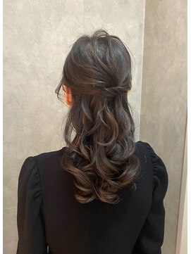 フェリーチェ(Felice) ハーフアップ 食事会 お呼ばれ キレイめ 上品