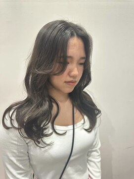 パハップスパークアベニュー(PERHAPS PARK AVENUE) 暗髪カラー/シアーグレージュ