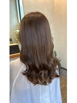 ツヅル(tsuzuru.)&nbsp;韓国風ヘアにぴったりショコラブラウンカラー