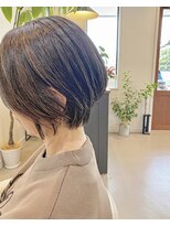 サロンドフォイユ(salon de Feuilles)&nbsp;前下がりボブ