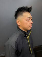 ルクスザバーバー(LUX THE BARBER) 男らしさ◎ジェットモヒカン+スキンフェード