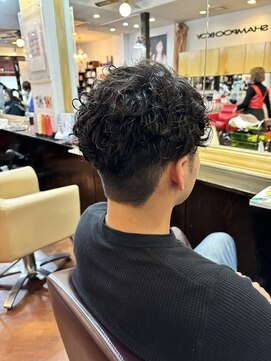 シャンプーボーイアネックス(SHAMPOO BOY Annex) 刈り上げショート ツイストスパイラルパーマ 佐世保