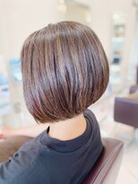 クール ヘアー ギャラリー 神明町店(COOL Hair gallery)&nbsp;大人の前下がりショート/白髪ぼかしハイライト