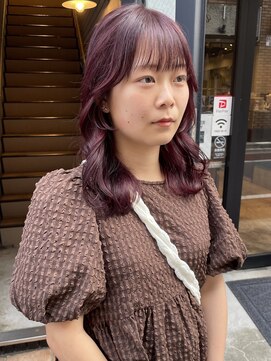 コフィー バイ メルト 吉祥寺(cofy by melt) 【松本咲花】ミディアムレイヤーブリーチなしワインレッドカラー