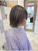 レイヤーカット×グレージュ